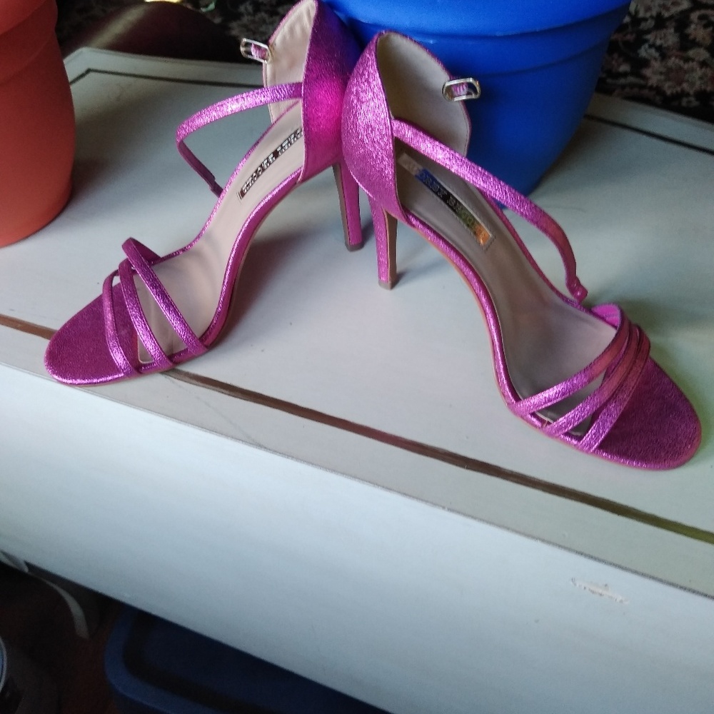 Audrey Brooke "Jeana" Pink Metallic Sandals Heels